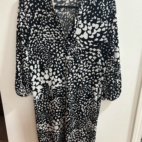 Banana Republic Black White Abstract Print V Neck 3/4‎ Sleeve Dress Size S - Picture 2 of 3